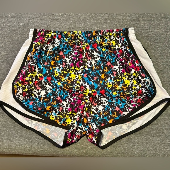 Nike Black and White Athletic Shorts with Curved Hems - Picture 1 of 3